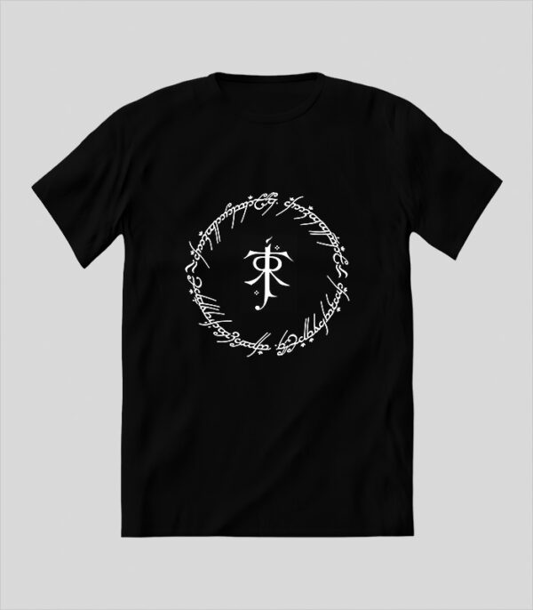 Camiseta Senhor dos Anéis O Hobbit Masculina Feminina Preto Design Branco, camisetas personalizadas, camisetas geek online, camisetas geek em promoção, camisetas geek, camisetas nerd, cultura geek, cultura nerd